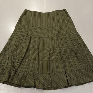 Eddie Bauer A-Line Skirt in Forest Green